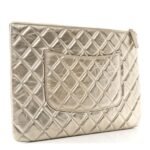 Metallic Aged Calfskin Quilted Medium 2.55 Reissue Cosmetic Case Gold - Image 3