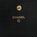 Lambskin Quilted Chanel 19 Flap Wallet Black - Image 6