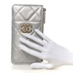 Lambskin Quilted Chanel 19 Phone and Card Holder Silver - Image 2