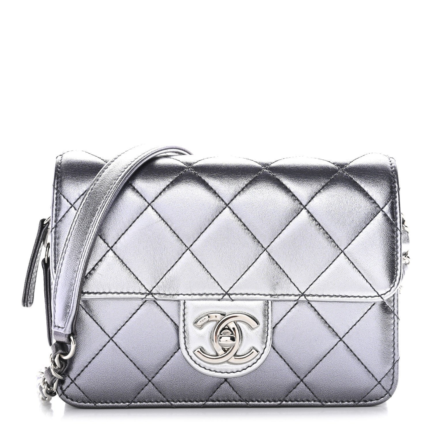 fde82dae7f0f2ec8f6e2b45c387789ee.jpg Metallic Lambskin Like A Wallet Flap Silvery Black - Image 1